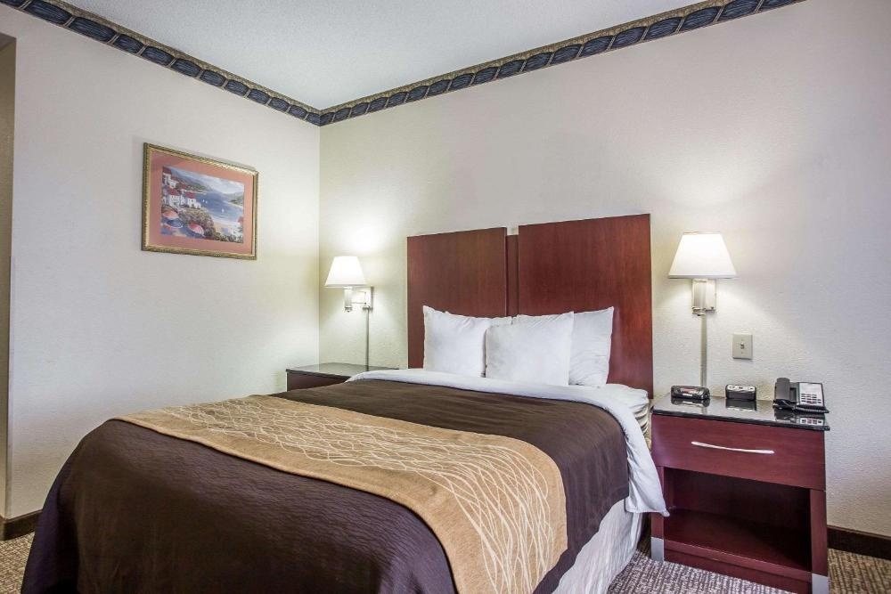 Comfort Inn & Suites Ft.Jackson Maingate